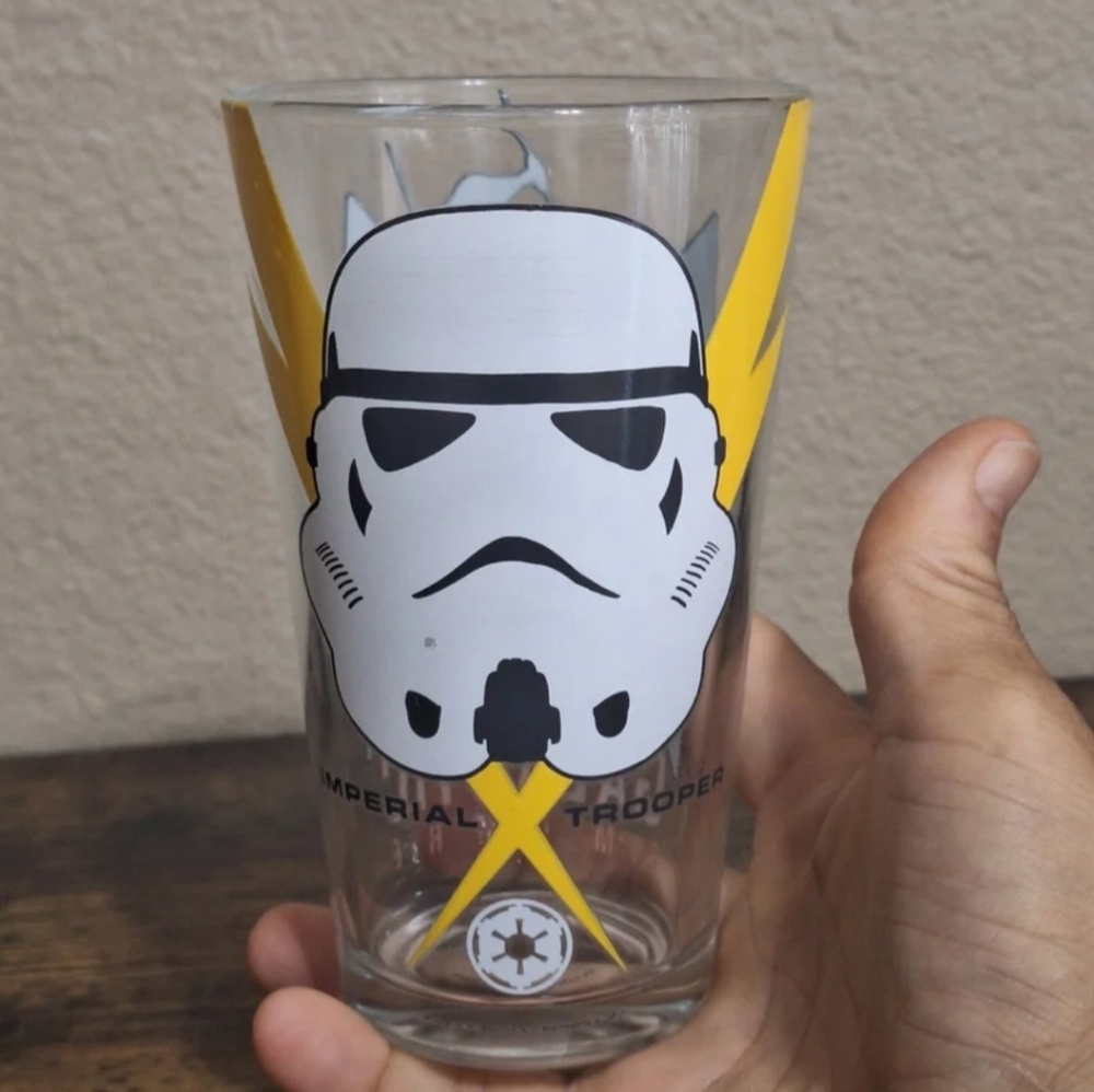 Zak! Designs Star Wars Galactic Empire Imperial Trooper 16 0z Glass.